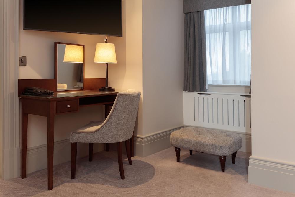 Doubletree By Hilton Harrogate Majestic Hotel & Spa Екстер'єр фото