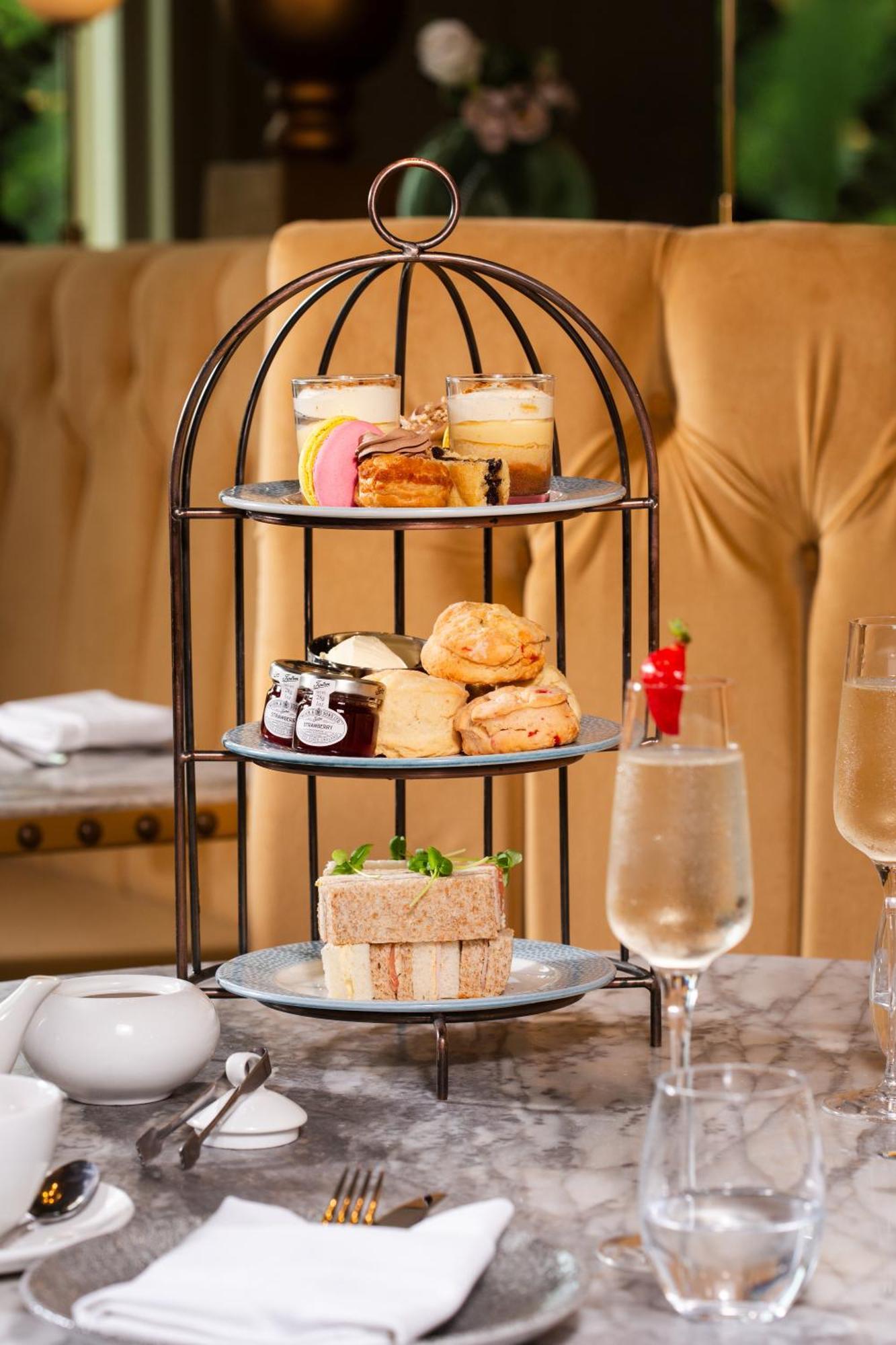 Doubletree By Hilton Harrogate Majestic Hotel & Spa Екстер'єр фото