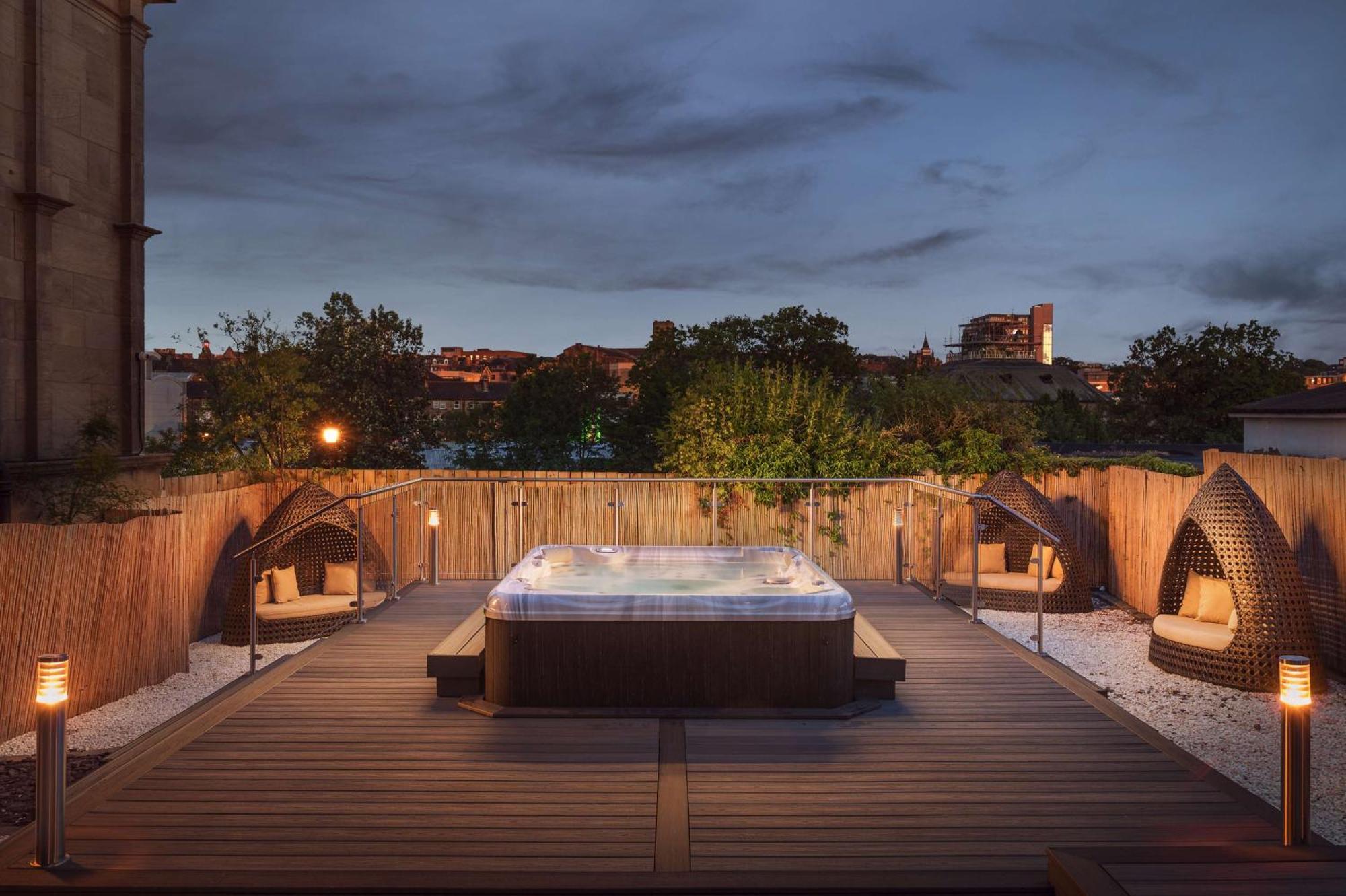 Doubletree By Hilton Harrogate Majestic Hotel & Spa Екстер'єр фото
