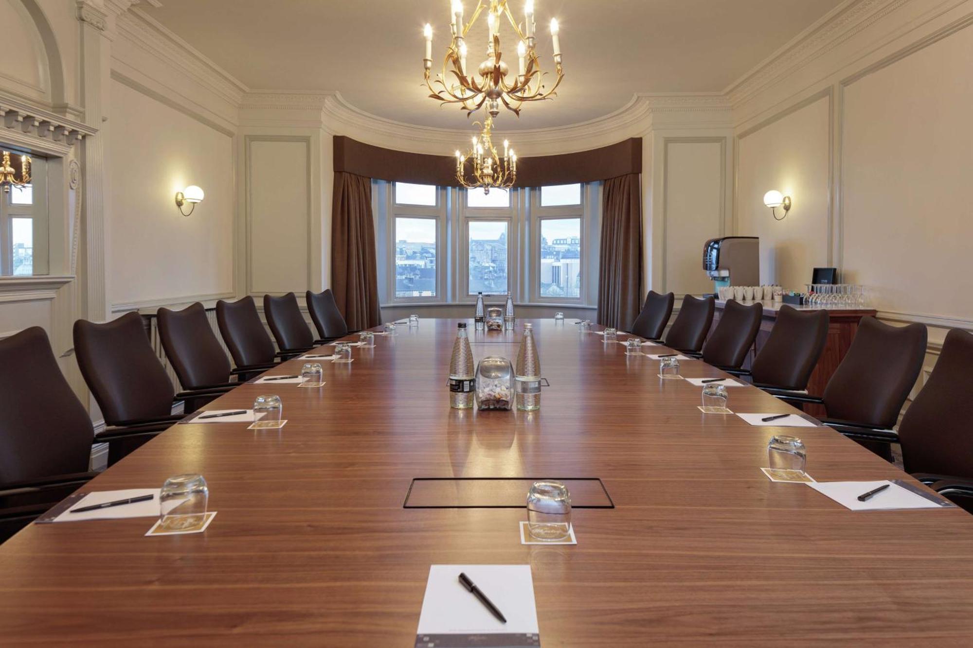 Doubletree By Hilton Harrogate Majestic Hotel & Spa Екстер'єр фото