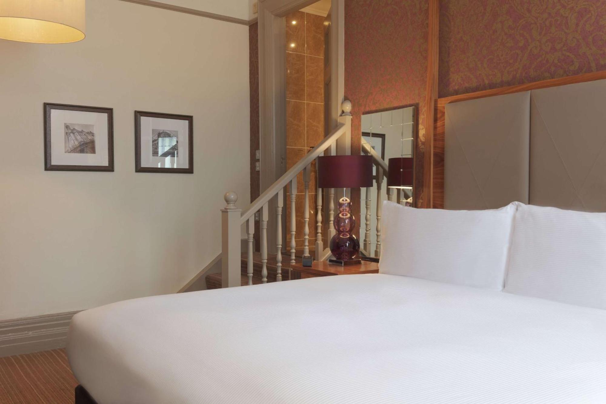 Doubletree By Hilton Harrogate Majestic Hotel & Spa Екстер'єр фото