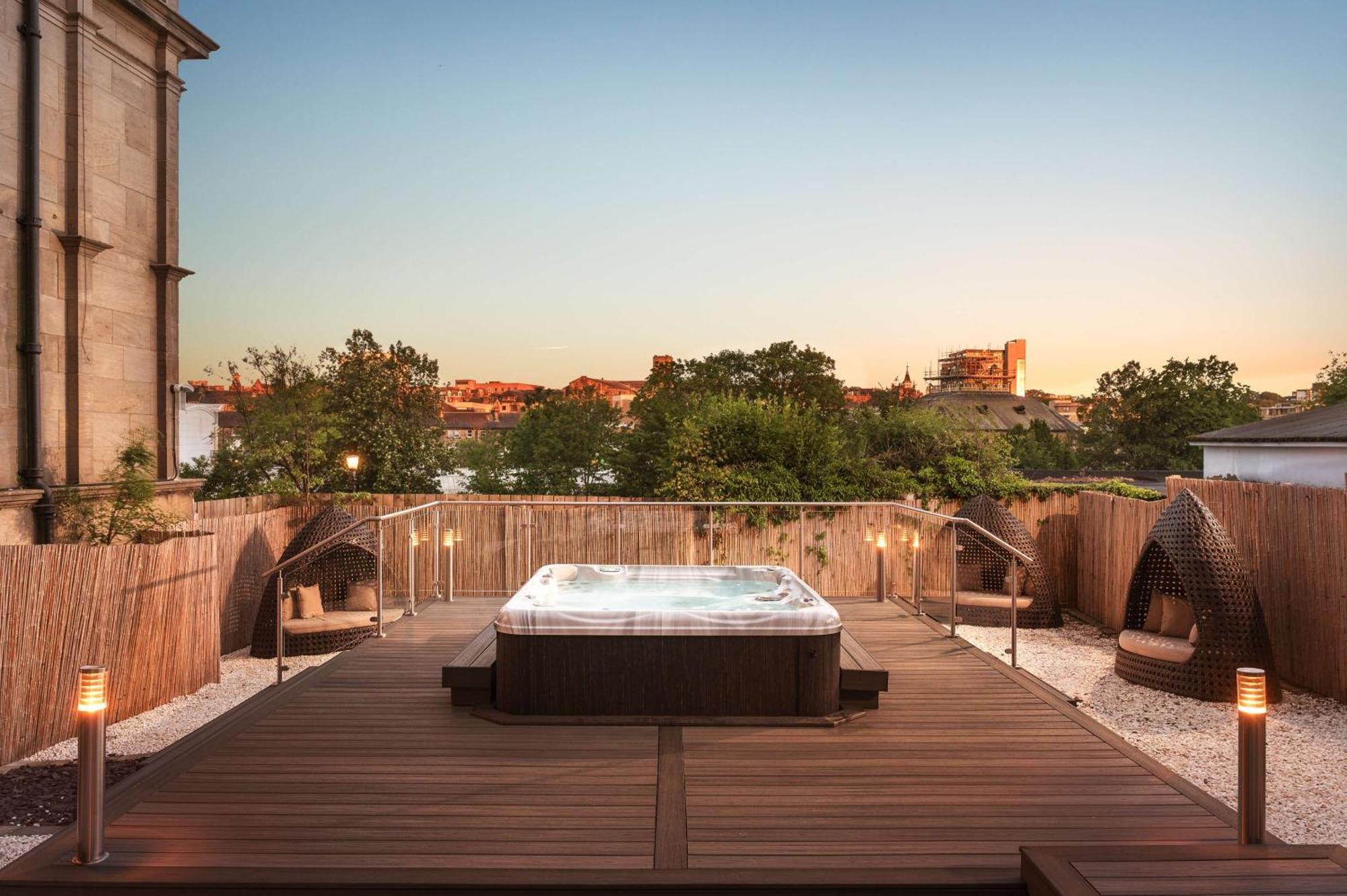 Doubletree By Hilton Harrogate Majestic Hotel & Spa Екстер'єр фото
