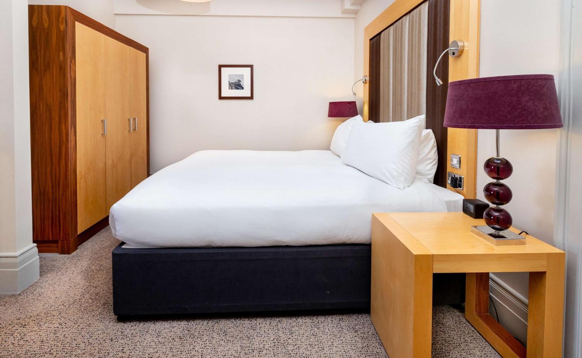 Doubletree By Hilton Harrogate Majestic Hotel & Spa Екстер'єр фото